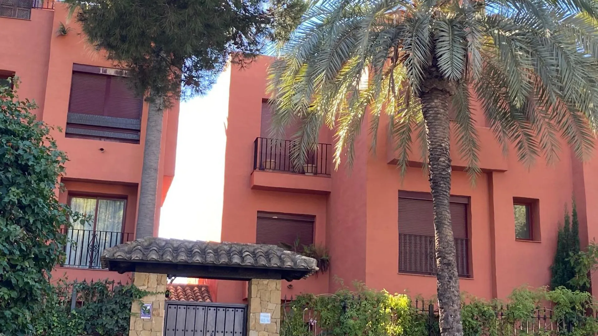 Don Carlos Marbella Beach アパート